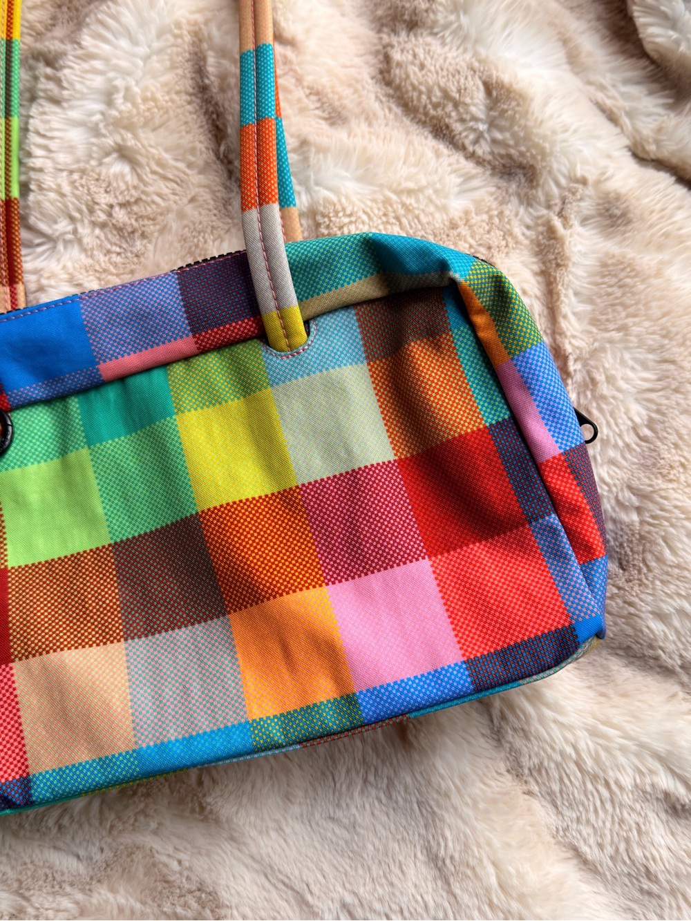 BAGGU Bowler Bag in Madras | UO Exclusive NWT - Picture 3 of 5